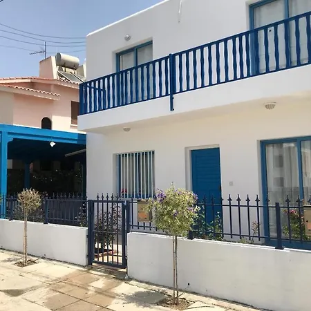Amorgos Gardens * Πάφος